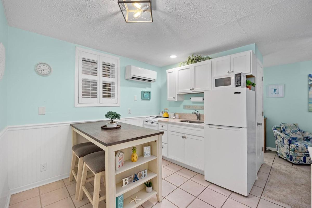 Cherry Grove Efficiency Just Steps From The Beach Myrtle Beach Exterior photo